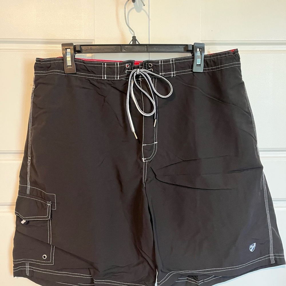 Men’s Daniel Cremieux Black Board Shorts Swimwear